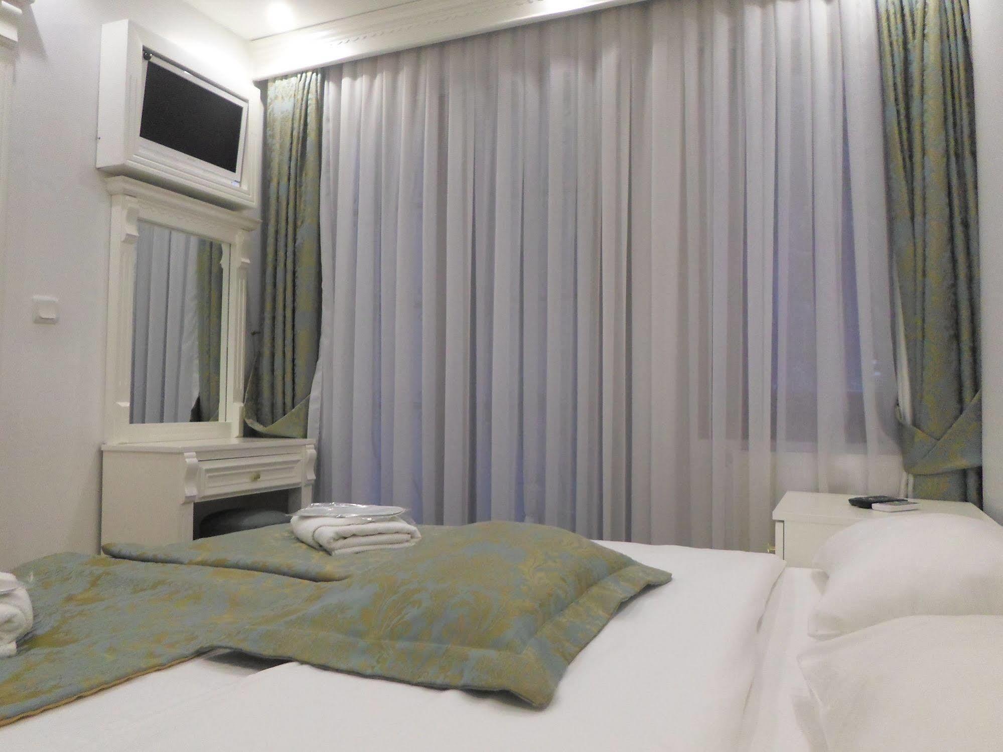 La Petite Maison Hotel Stambuł Zewnętrze zdjęcie