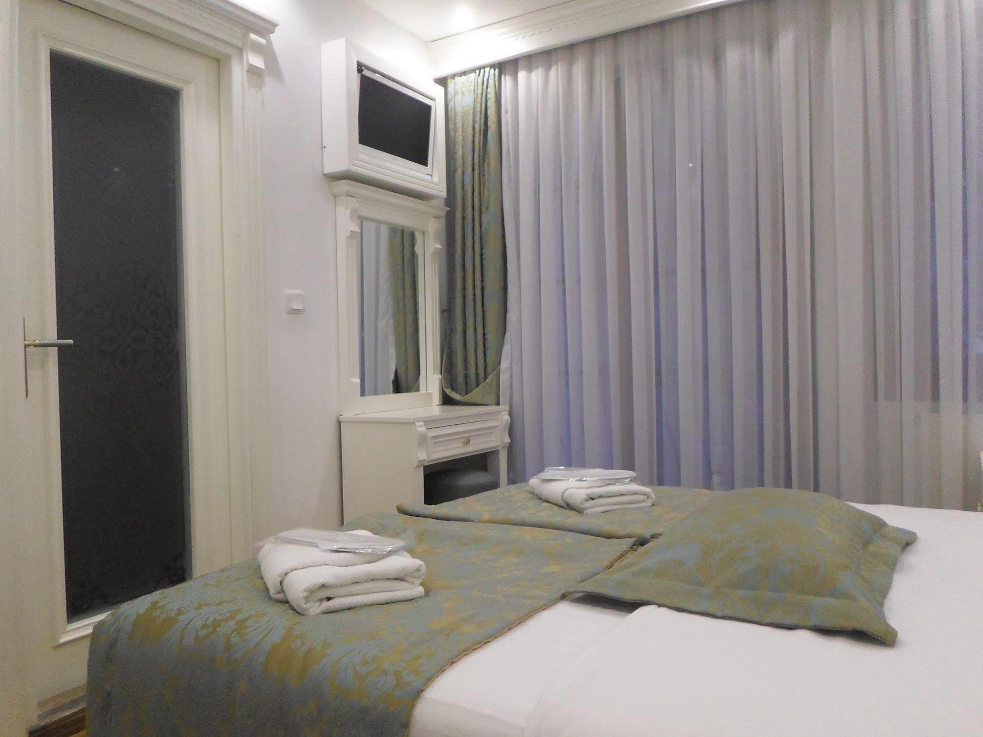 La Petite Maison Hotel Stambuł Zewnętrze zdjęcie